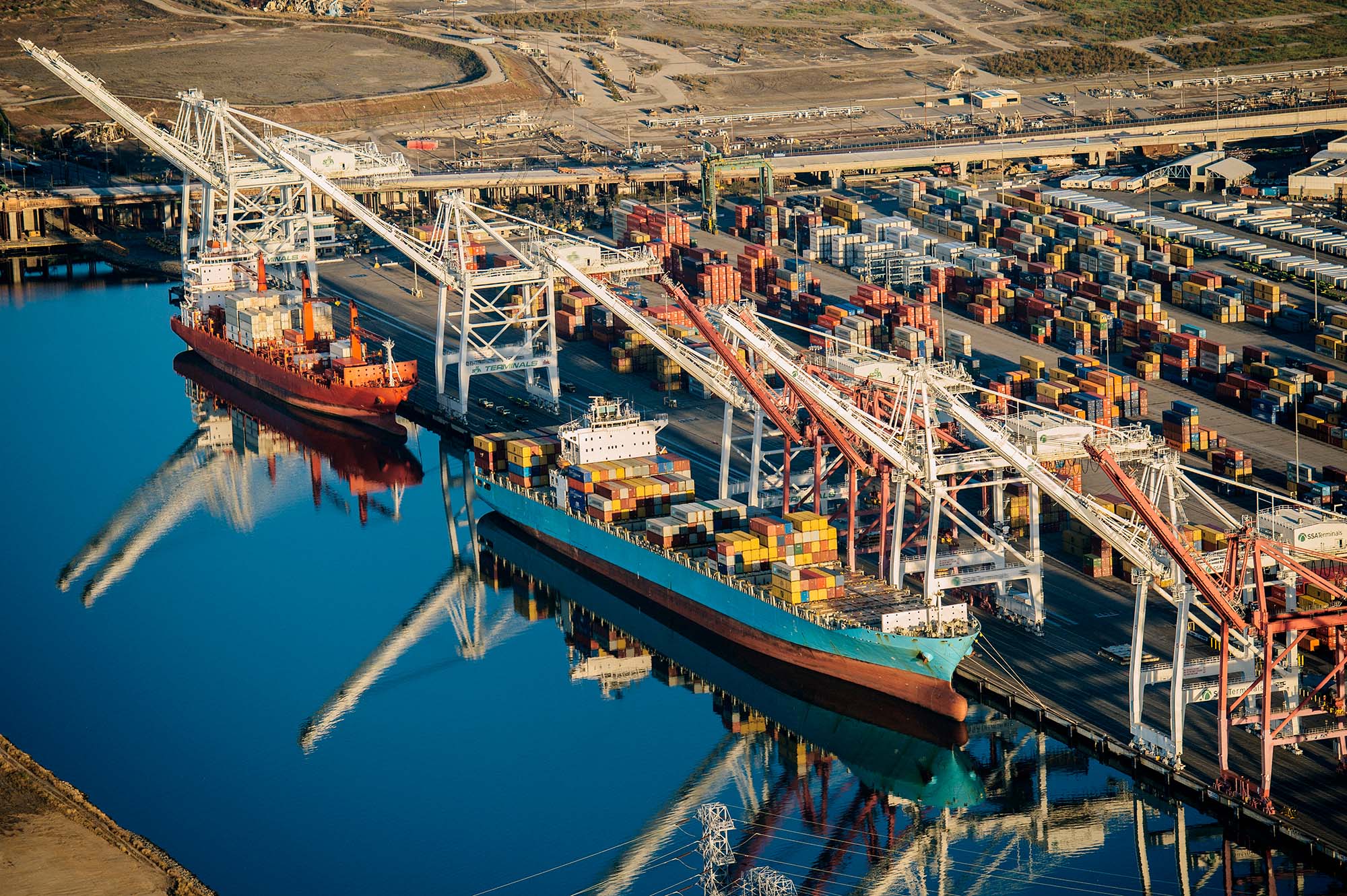 West Coast Port Terminals Shut Down Amid Labor Negotiations